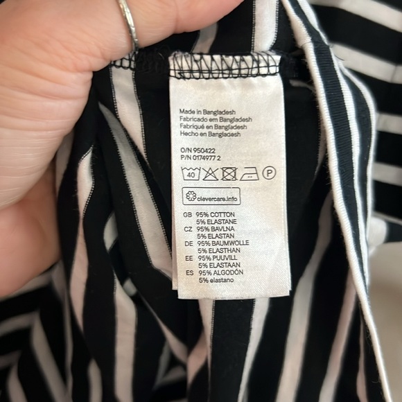 H&M Basic Black and White L/S Striped Dress Medium - Picture 3 of 8